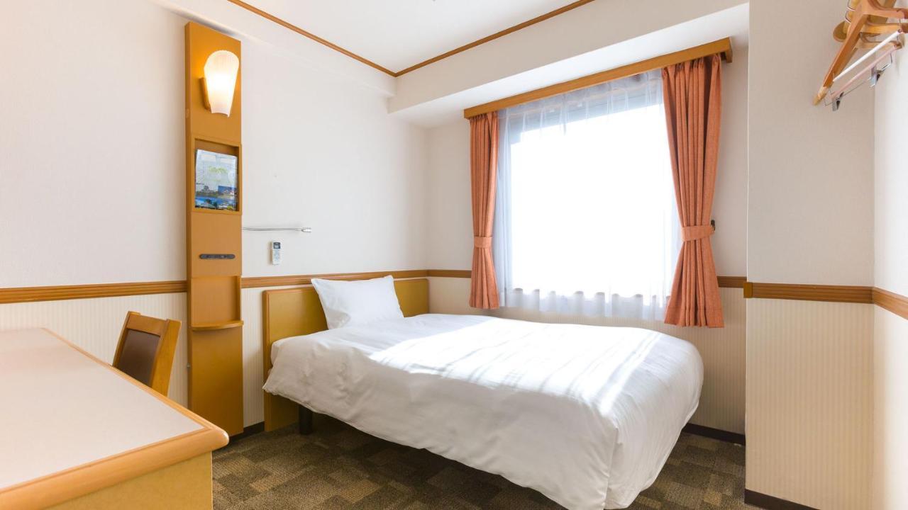 Toyoko Inn Osaka Hankyu Juso-Eki Nishi-Guchi No.1 Dış mekan fotoğraf