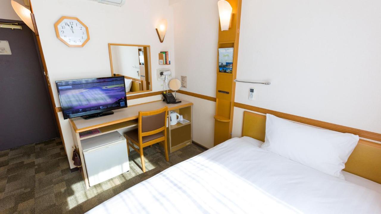 Toyoko Inn Osaka Hankyu Juso-Eki Nishi-Guchi No.1 Dış mekan fotoğraf
